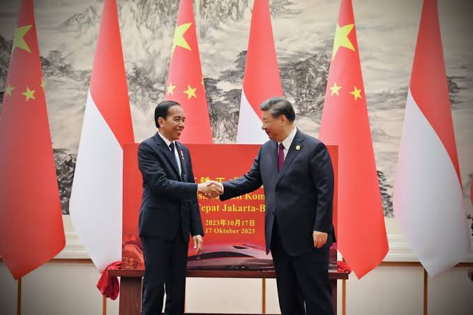 Xi Jinping y Jokowi celebran en Pekín la apertura de la LAV Yakarta-Bandung